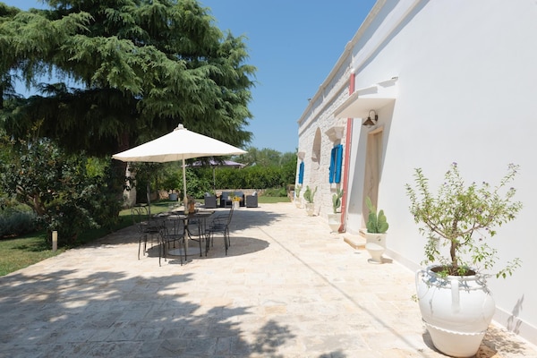 Foto van Villa in Itria-vallei met Infinity Pool - Vakantiehuis in Cisternino - TerraceBalcony