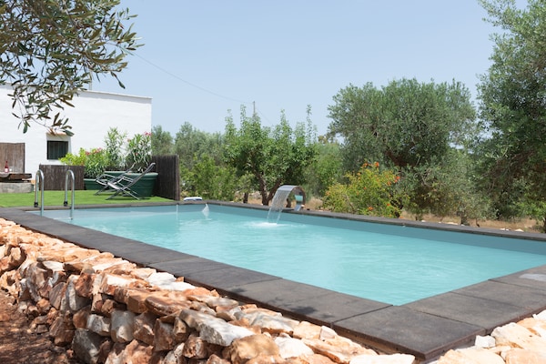 Foto van Landhuis in Puglia met Zwembad en Pizzaoven - Vakantiehuis in Ostuni - Pool