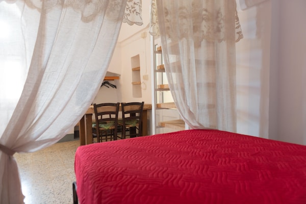 Foto van Landhuis in Puglia met Zwembad en Pizzaoven - Vakantiehuis in Ostuni - BedRoom