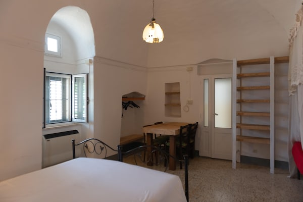 Foto van Landhuis in Puglia met Zwembad en Pizzaoven - Vakantiehuis in Ostuni - BedRoom