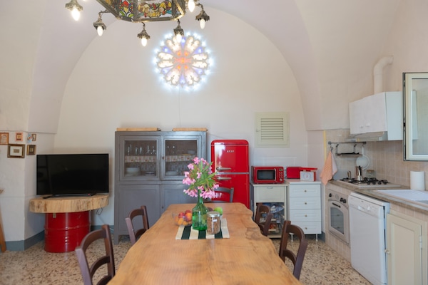 Foto van Landhuis in Puglia met Zwembad en Pizzaoven - Vakantiehuis in Ostuni - Kitchen