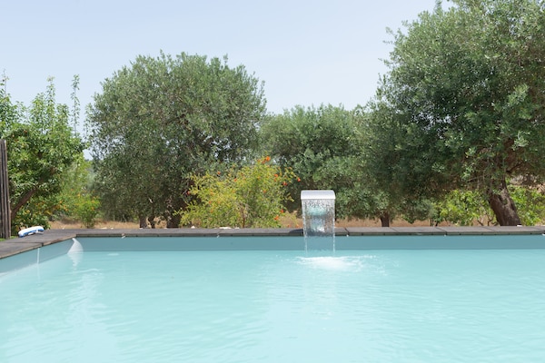 Foto van Landhuis in Puglia met Zwembad en Pizzaoven - Vakantiehuis in Ostuni - PoolOfHouse