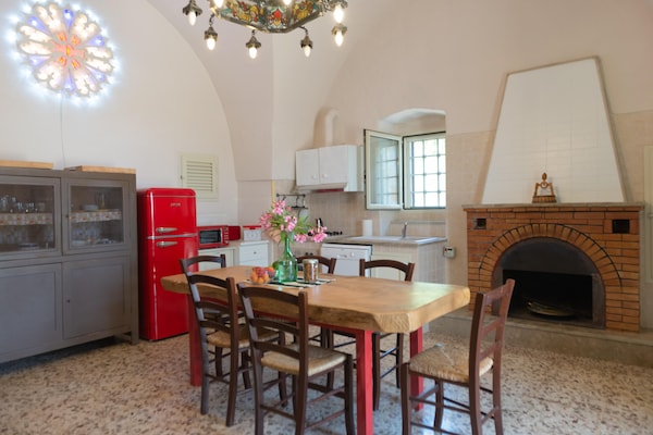 Foto van Landhuis in Puglia met Zwembad en Pizzaoven - Vakantiehuis in Ostuni - Kitchen