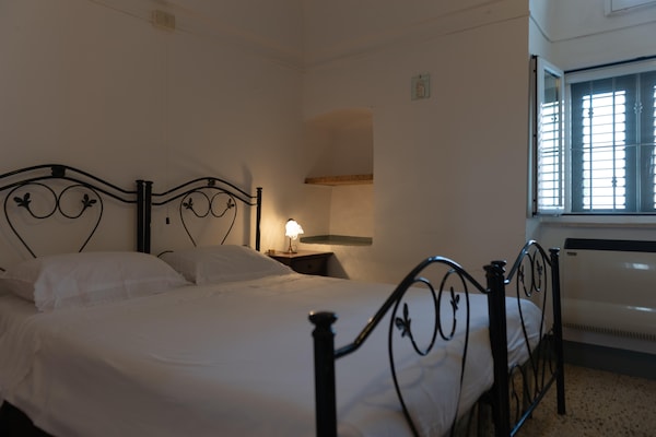 Foto van Landhuis in Puglia met Zwembad en Pizzaoven - Vakantiehuis in Ostuni - BedRoom