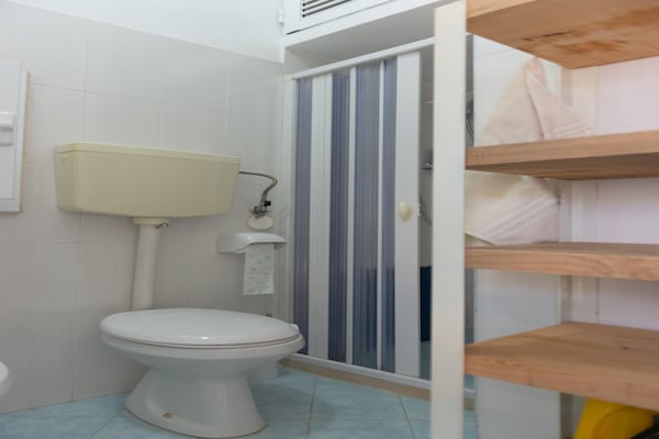 Foto van Landhuis in Puglia met Zwembad en Pizzaoven - Vakantiehuis in Ostuni - BathRoom