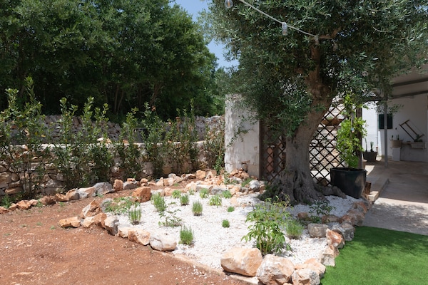 Foto van Landhuis in Puglia met Zwembad en Pizzaoven - Vakantiehuis in Ostuni - GardenSummer