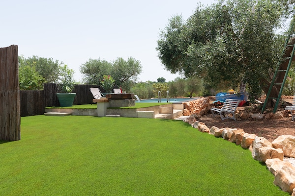 Foto van Landhuis in Puglia met Zwembad en Pizzaoven - Vakantiehuis in Ostuni - Pool