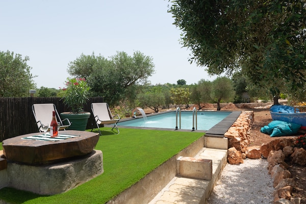 Foto van Landhuis in Puglia met Zwembad en Pizzaoven - Vakantiehuis in Ostuni - Pool