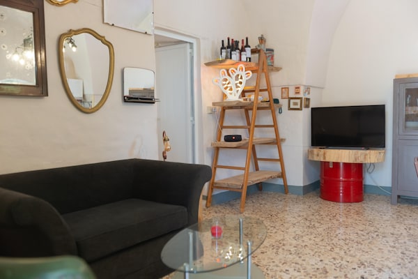 Foto van Landhuis in Puglia met Zwembad en Pizzaoven - Vakantiehuis in Ostuni - LivingRoom