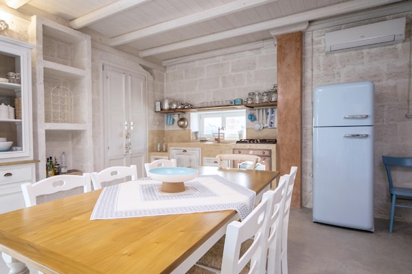 Foto van Vrijstaand Trullo-landgoed in Torre Suda - Vakantiehuis in Racale - Untagged