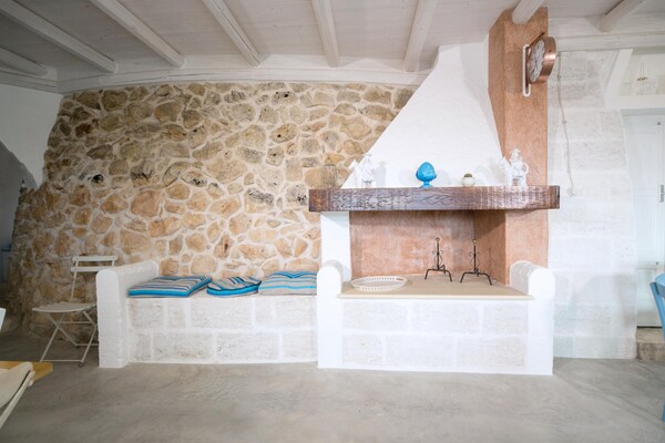 Foto van Vrijstaand Trullo-landgoed in Torre Suda - Vakantiehuis in Racale - Untagged