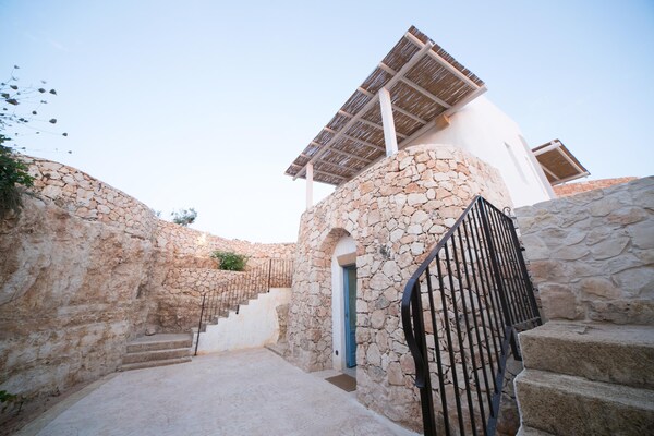 Foto van Vrijstaand Trullo-landgoed in Torre Suda - Vakantiehuis in Racale - Untagged