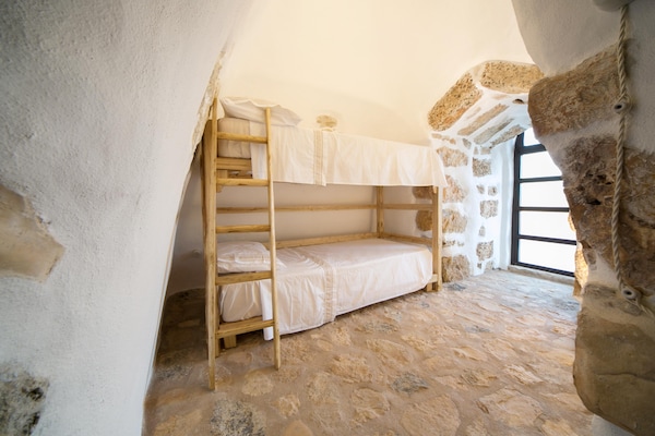 Foto van Vrijstaand Trullo-landgoed in Torre Suda - Vakantiehuis in Racale - Untagged