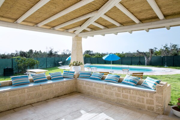 Foto van Vrijstaand Trullo-landgoed in Torre Suda - Vakantiehuis in Racale - Untagged