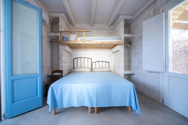 Foto van Vrijstaand Trullo-landgoed in Torre Suda - Vakantiehuis in Racale - Untagged