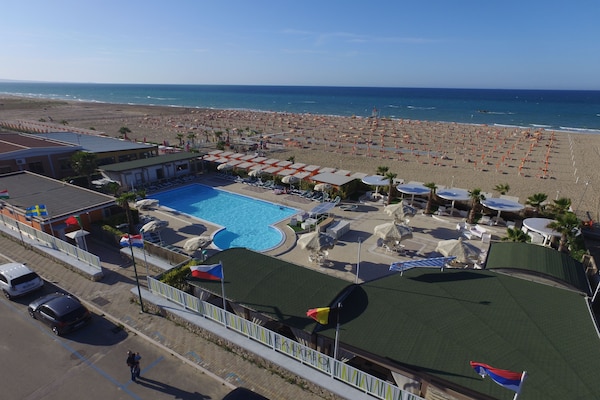 Foto van Villa in Italië met zwembad en terras - Vakantiehuis in Petacciato - AreaSummer20KM