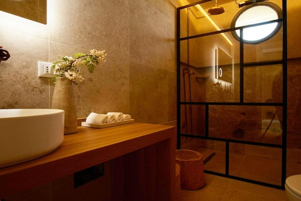 Foto van Villa met privézwembad en uitzicht op zee - Vakantiehuis in Maierato - BathRoom