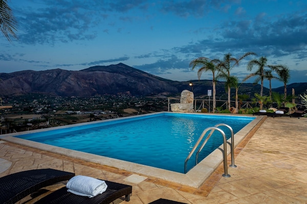 Foto van Villa in Sicilië bij Guidaloca Baai - Vakantiehuis in Castellammare del Golfo - Ambiance