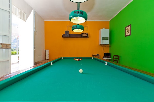 Foto van Vakantiehuis met zwembad op Sicilië - Vakantiehuis in Castellamare del Golfo - RecreationRoom
