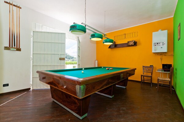 Foto van Vakantiehuis met zwembad op Sicilië - Vakantiehuis in Castellamare del Golfo - RecreationRoom