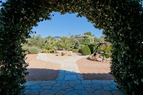 Foto van Vakantiehuis met zwembad op Sicilië - Vakantiehuis in Castellamare del Golfo - GardenSummer