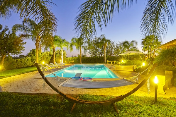 Foto van Elegante villa, Selinunte-oase - Vakantiehuis in Castelvetrano - PoolOfHouse