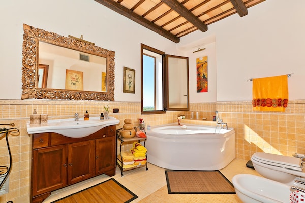 Foto van Elegante villa, Selinunte-oase - Vakantiehuis in Castelvetrano - BathRoom