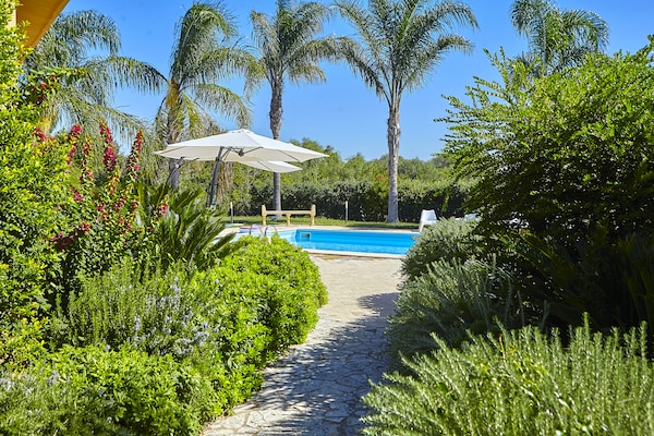 Foto van Elegante villa, Selinunte-oase - Vakantiehuis in Castelvetrano - GardenSummer