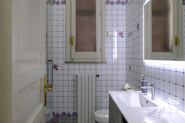 Foto van Villa in Sicilië met zwembad bij Erice & Trapani - Vakantiehuis in Marsala - BathRoom