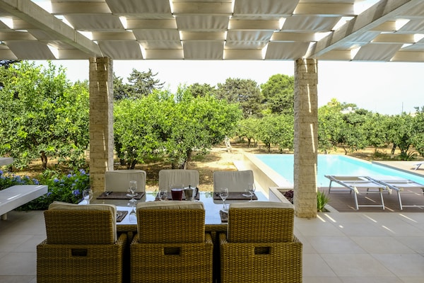Foto van Villa in Sicilië met zwembad bij Erice & Trapani - Vakantiehuis in Marsala - TerraceBalcony