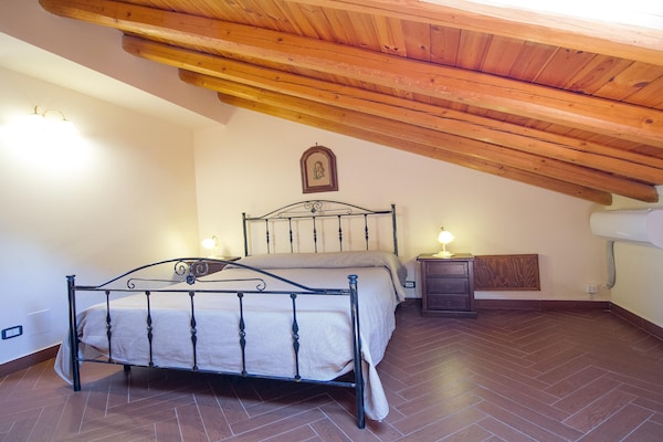 Foto van Ruime Siciliaanse Etna-villa - Vakantiehuis in Trecastagni CT - BedRoom