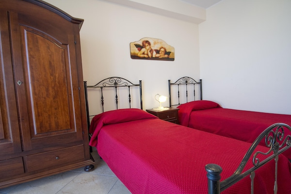 Foto van Ruime Siciliaanse Etna-villa - Vakantiehuis in Trecastagni CT - BedRoom