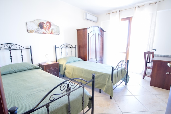 Foto van Ruime Siciliaanse Etna-villa - Vakantiehuis in Trecastagni CT - BedRoom