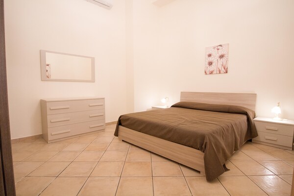 Foto van Siciliaanse villa met uitzicht op zee - Vakantiehuis in Trecastagni CT - BedRoom
