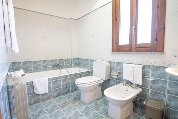 Foto van Siciliaanse villa met uitzicht op zee - Vakantiehuis in Trecastagni CT - BathRoom