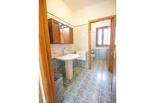 Foto van Siciliaanse villa met uitzicht op zee - Vakantiehuis in Trecastagni CT - BathRoom