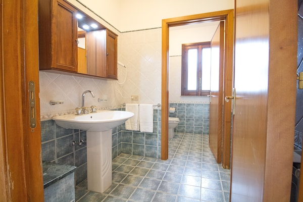 Foto van Siciliaanse villa met uitzicht op zee - Vakantiehuis in Trecastagni CT - BathRoom