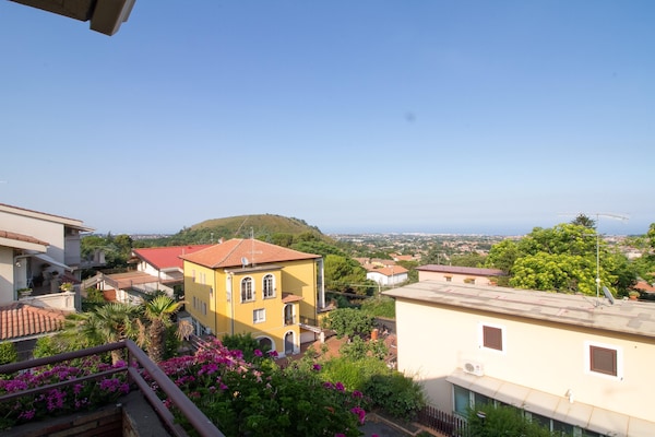 Foto van Siciliaanse villa met uitzicht op zee - Vakantiehuis in Trecastagni CT - TerraceBalcony