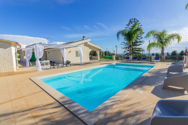 Foto van Vakantiehuis in Floridia met terras - Vakantiehuis in Floridia (SR) - PoolOfHouse