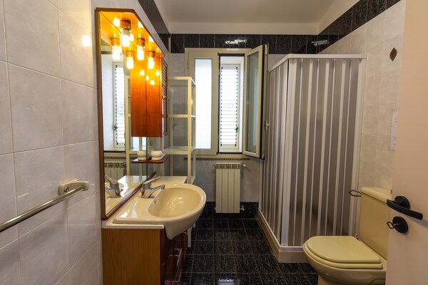 Foto van Vakantiehuis in Floridia met terras - Vakantiehuis in Floridia (SR) - BathRoom