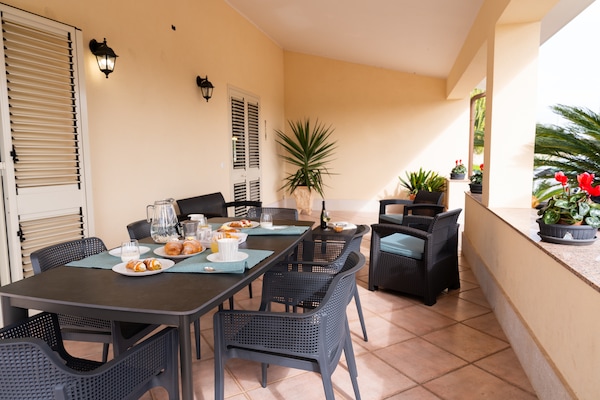 Foto van Vakantiehuis in Floridia met terras - Vakantiehuis in Floridia (SR) - TerraceBalcony