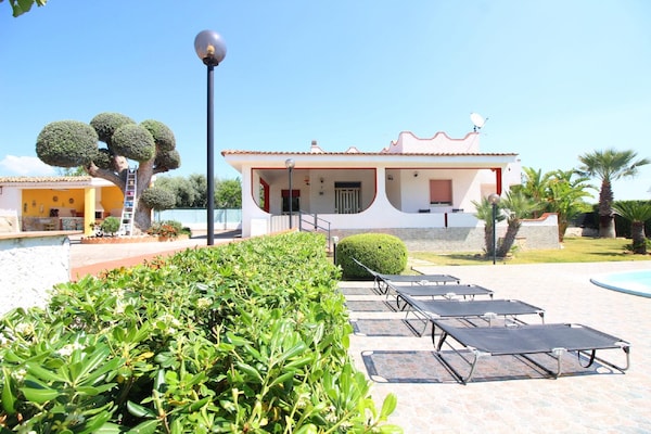 Foto van Huis dichtbij Syracuse - Vakantiehuis in Siracusa - ExteriorSummer