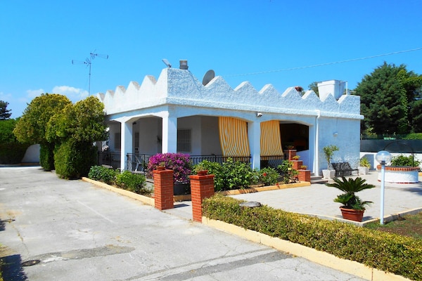 Foto van Vakantiehuis in Siracusa met privézwembad - Vakantiehuis in Siracusa - ExteriorSummer