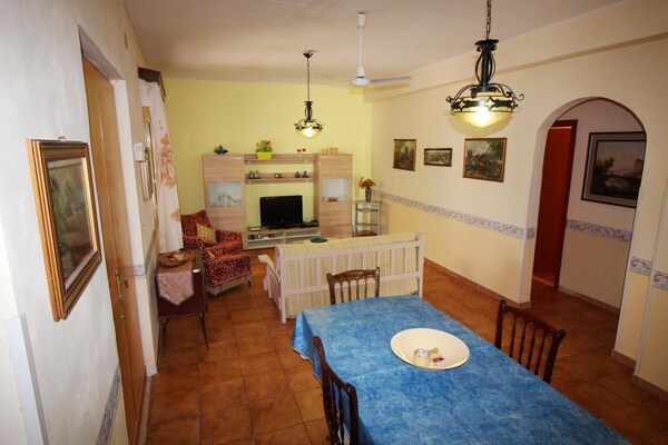 Foto van Vakantiehuis in Siracusa met privézwembad - Vakantiehuis in Siracusa - LivingRoom