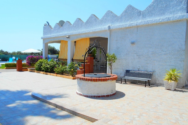 Foto van Vakantiehuis in Siracusa met privézwembad - Vakantiehuis in Siracusa - ExteriorSummer
