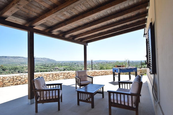Foto van Vakantiehuis Floridia met privézwembad - Vakantiehuis in Floridia - TerraceBalcony