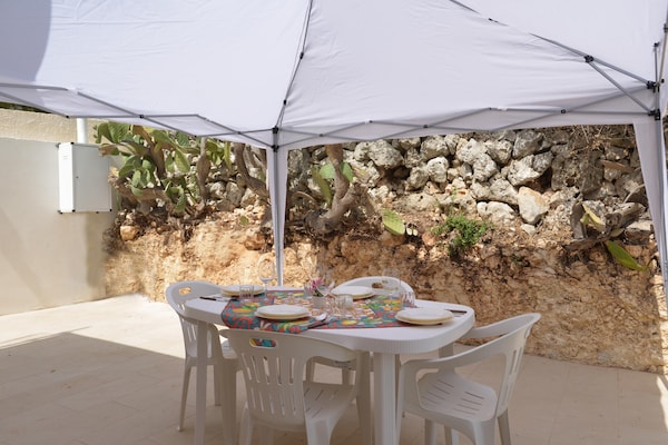 Foto van Vakantiehuis Floridia met privézwembad - Vakantiehuis in Floridia - TerraceBalcony