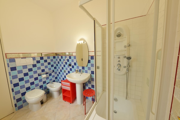 Foto van Vakantiehuis met privézwembad, Florida - Vakantiehuis in Floridia - BathRoom