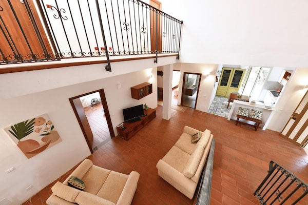 Foto van Villa met privézwembad - Vakantiehuis in Floridia (SR) - LivingRoom