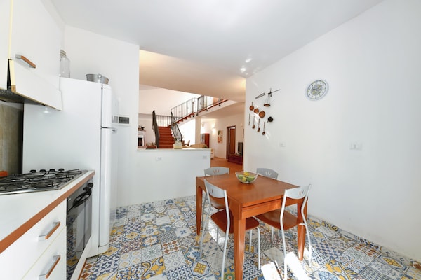 Foto van Villa met privézwembad - Vakantiehuis in Floridia (SR) - Kitchen